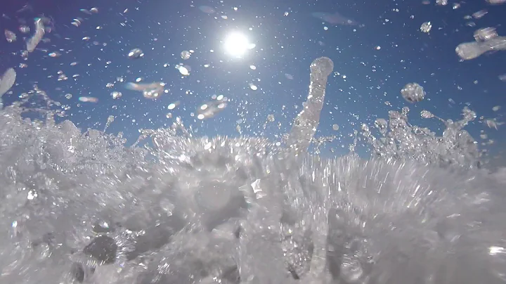 Waves at the beach