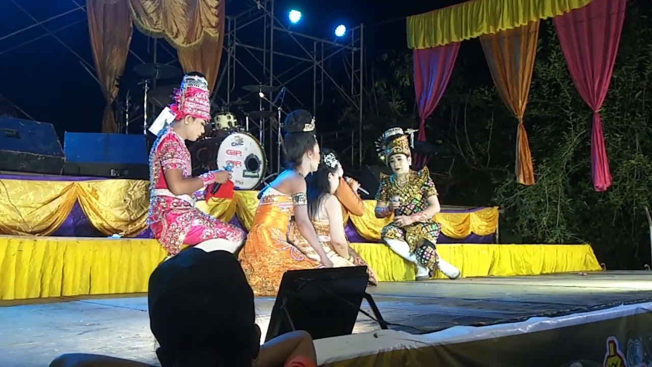 ลำ ส ป ป ลาว . สาวบังออน ทอ่นแก้ว.