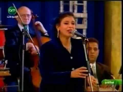 عودت عيني على رؤياك حفلة حية 