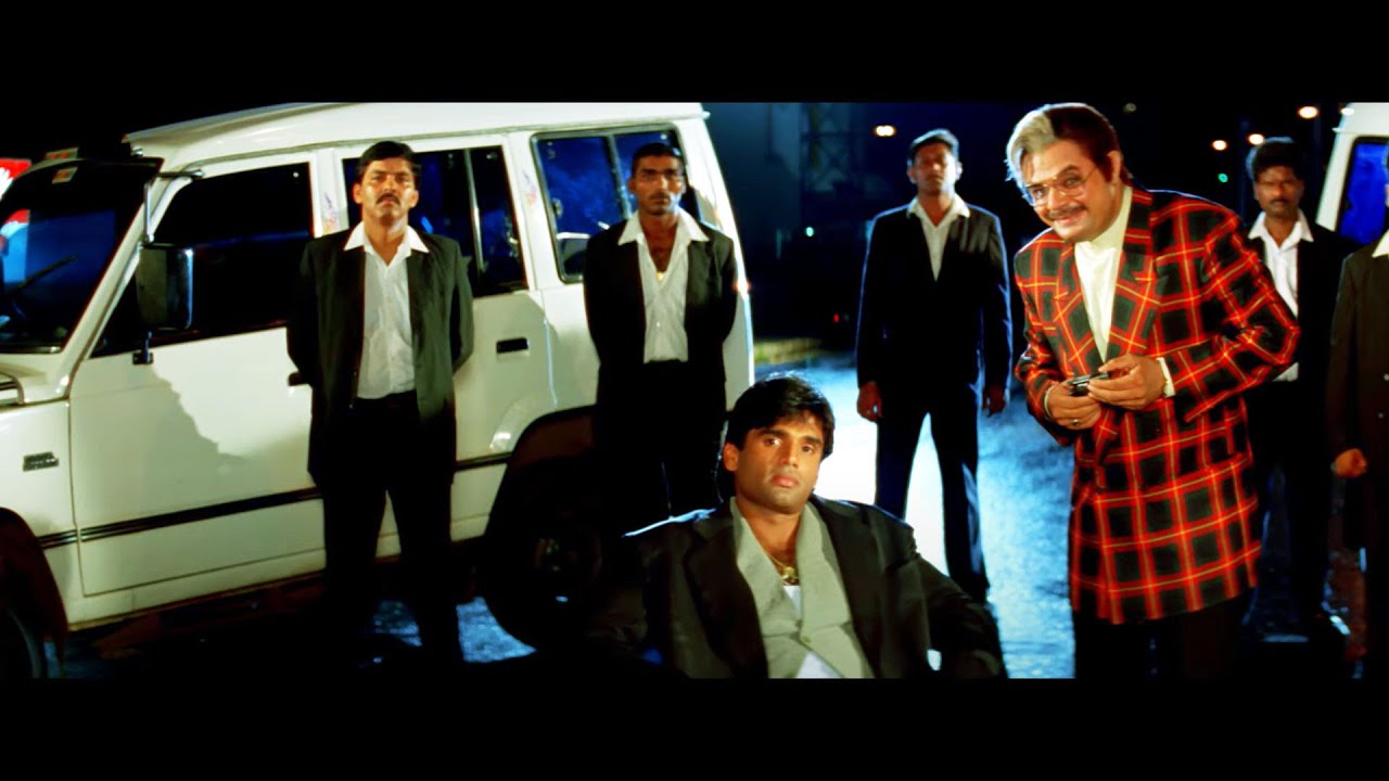 बीच सड़क सुनील शेट्टी ने किया गुनाहों का फैसला - Suniel Shetty - Akshay Kumar - ज़बरदस्त सीन