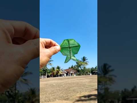 Proses membuat layangan