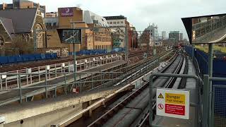 DLR Trains Queueing at Tower Gateway by Cali Buses 122 views 6 years ago 1 minute, 53 seconds