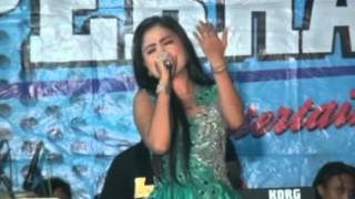 Download lagu Tak kau Hiraukan Susi p AS PERKASA Tak kau Hiraukan Susi p AS PERKASA