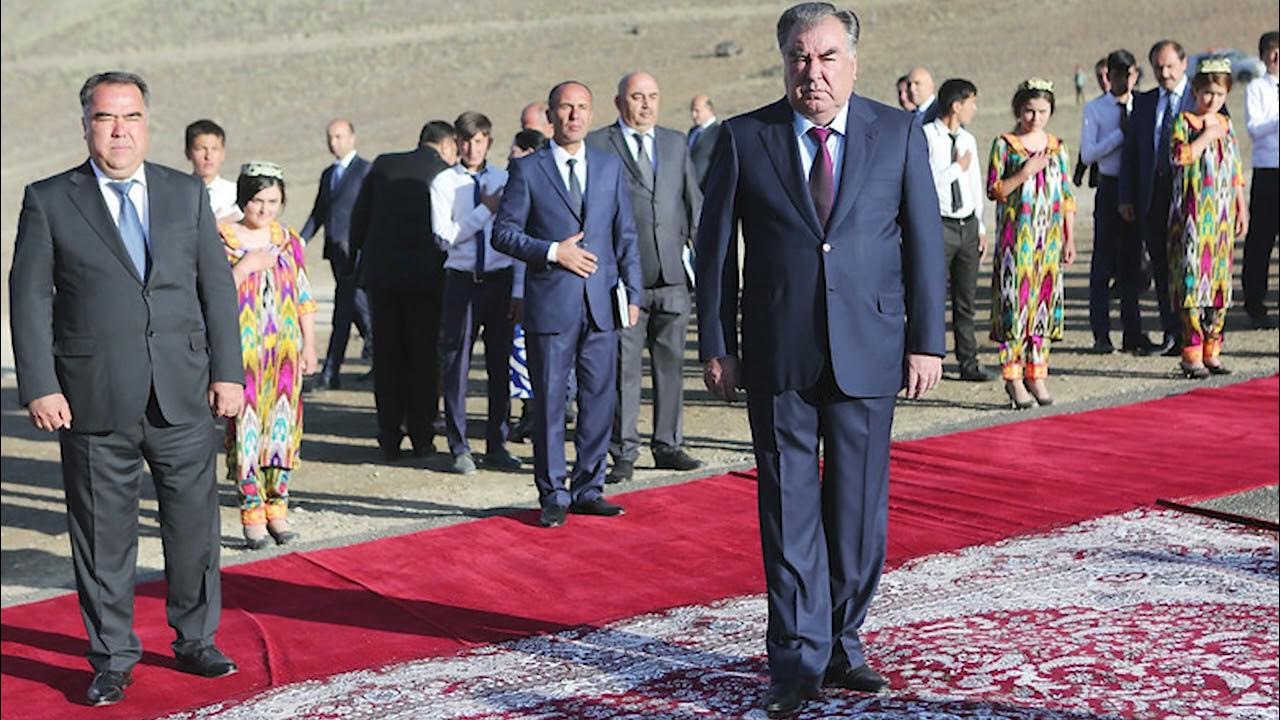 Год рождения эмомали рахмон. ЧАНОБИ Оли Эмомали Рахмон. Семья президента Таджикистана Эмомали Рахмон. Эмомали Рахмон 1999.