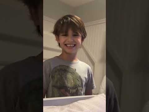 Isis Valverde Stories, August 21, 2026