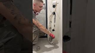 Электромонтажные работы в квартире