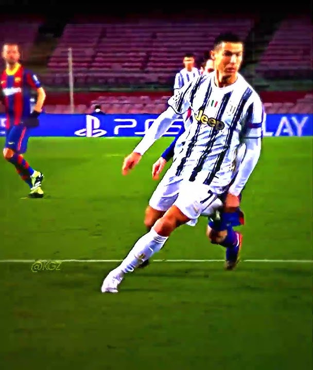 Ronaldo 🇵🇹 vs 🇦🇷 Messi
