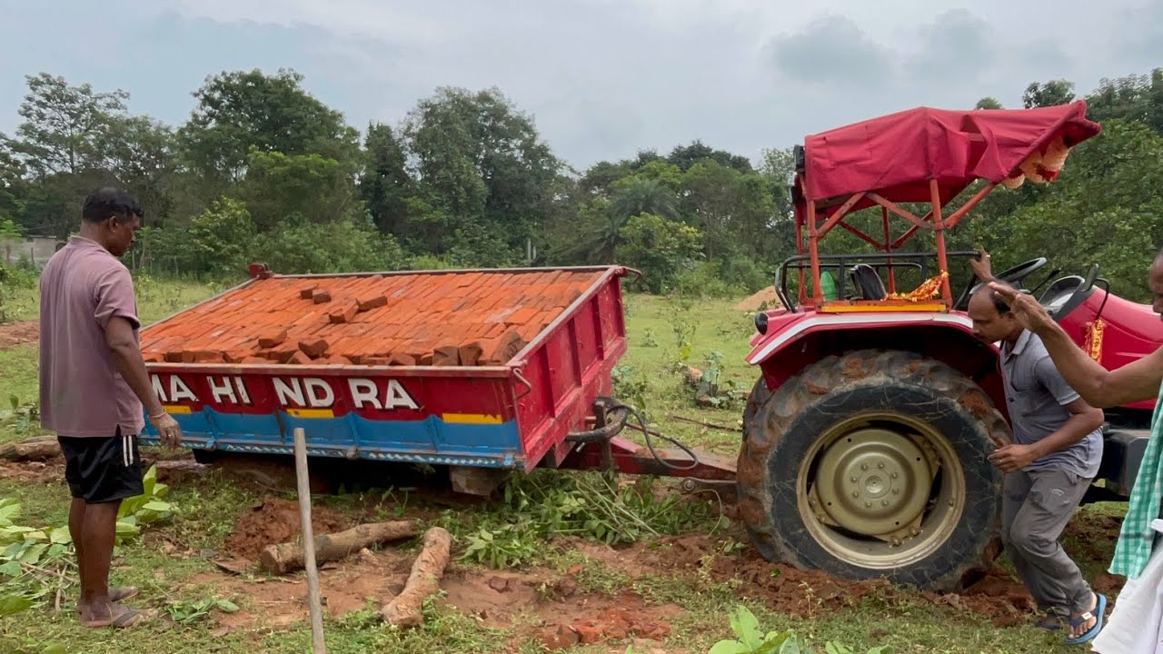 🟢😂😥Mahindra Arjun stuck in loaded trolley || Novo 605 4wd very dangerous|| Mahindra 265 di || 🚜