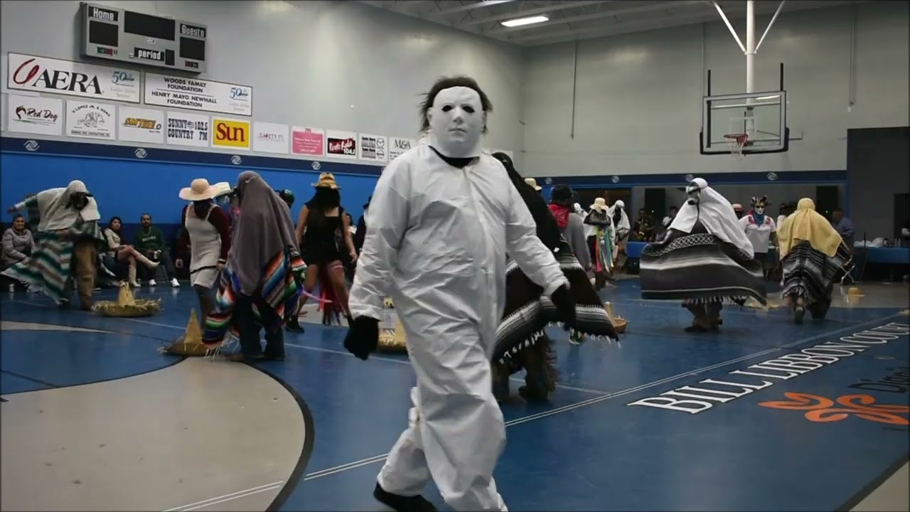 Santa Maria CA, Santiago Yucuyachi Carnaval Dia 1