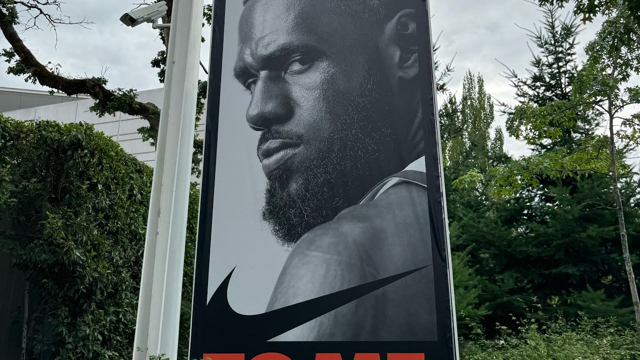 Tour the Nike World Headquarters - YouTube
