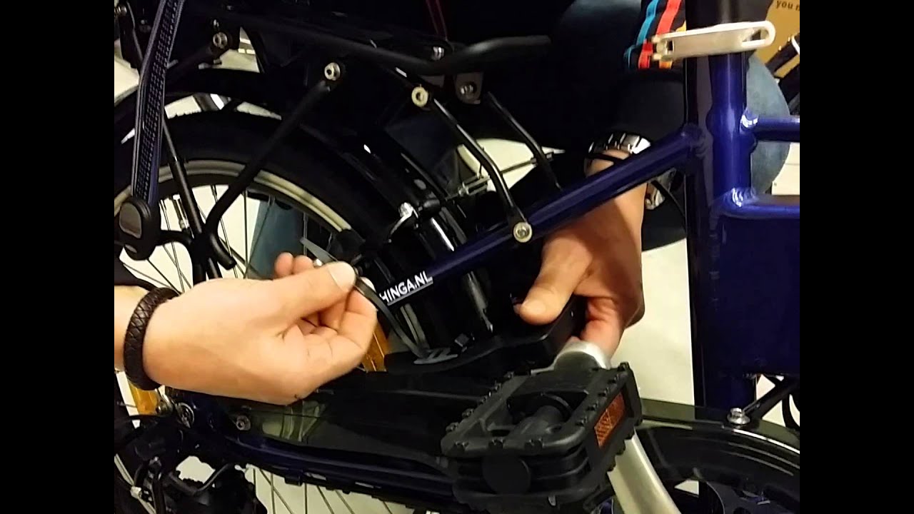 Norm consumptie magneet Ringslot monteren Shinga elektrische vouwfiets - YouTube