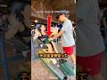 ジェットコースターの座席に挟まった少女に係員がしたこと 🎢