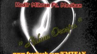 Çi̇çek Bi̇zzi̇rvedeyi̇z Sanalda Kendi̇ni̇ Pazarlayan Kadin