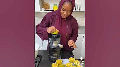 How to make delicious egusi soup and pounded yam