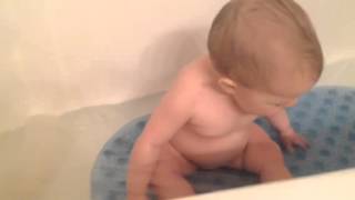 Avery bath