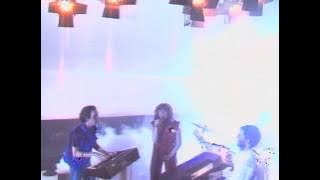 Download lagu TOPPOP: The Mo - Fred Astaire (Just A Summer Love Affair)