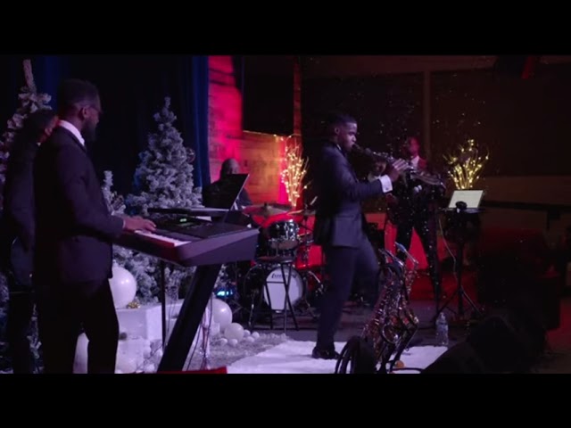 O Come All YE Faithful