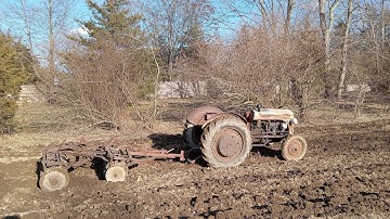 How to start and operate a antique Ford 2N or 9N tractor
