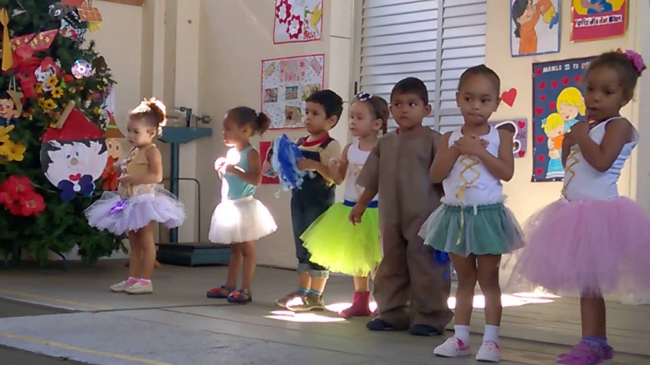 Mamãe me faz um cafuné - Trem da alegria (Música Infantil Dia das Mães) - YouTube