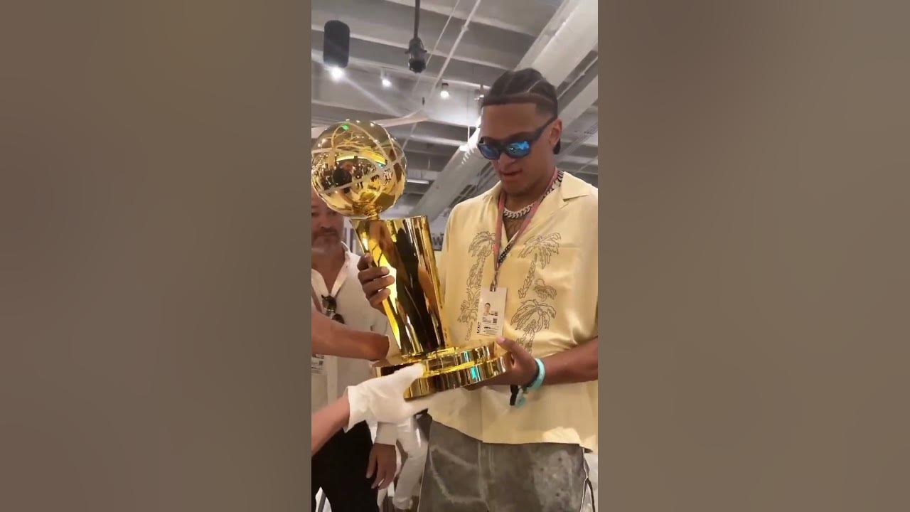 Reacting to the NBA Finals trophy being presented in a Louis