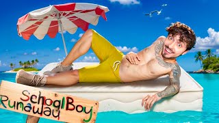 :       SCHOOLBOY RUNAWAY  !