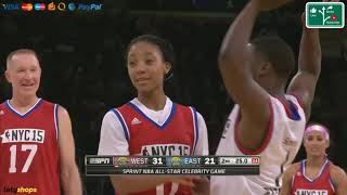 Kevin Hart Duels with Mo'ne Davis During the Sprint All Star Celebrity Game