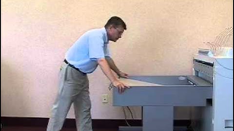 Tameran SureStak 600/1000 Wide Format Paper Stacker Demo.mov