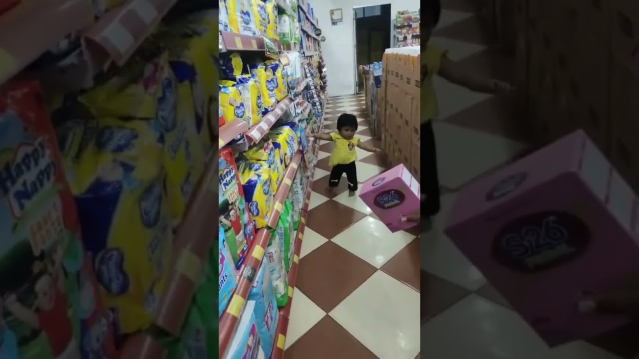 Keseruan Ade Mercy Belanja Di Super Market