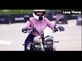 Tall Girl Ride Benelli Leoncino 800 | Impressive