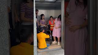 SM- She needs everyone's sympathy [STRONGMAN] #strongman #respect #kindness #hero #help