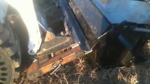 Bobcat conversion plate mounts pulverizer