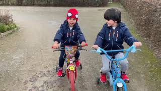 Çağlayan Ve Yuşa Bisikletleriyle Yarısıyor Eğlenceli Çocuk Videosu
