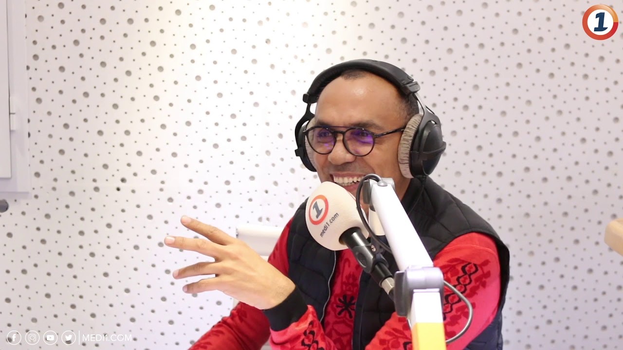 الفنان إيهاب أمير ضيف منتصر في برنامج موزاييك