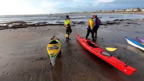 Sea Kayaking Big Surf - Newbiggin Bay