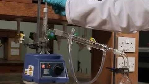 Carrying out a distillation