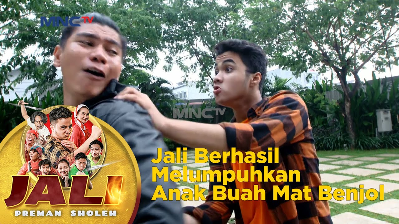 Jali Berhasil Melumpuhkan Anak Buah Mat Benjol - Jali Preman Sholeh