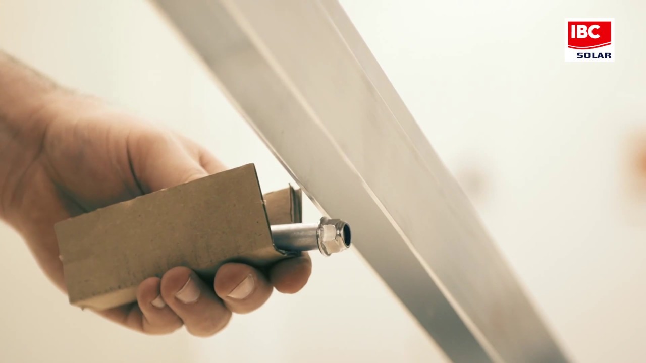 Installation IBC TopFix 200 Delta-Stütze - Aufbau des Aufständerungssytems