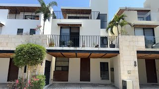 FOR SALE ! SE VENDE BONITA CASA CON PANELES SOLARES en Residencial Aldea Serena, Playa del Carmen