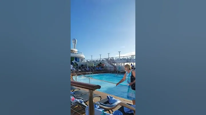 Anthem of the Seas Royal caribbean The Traveling M...