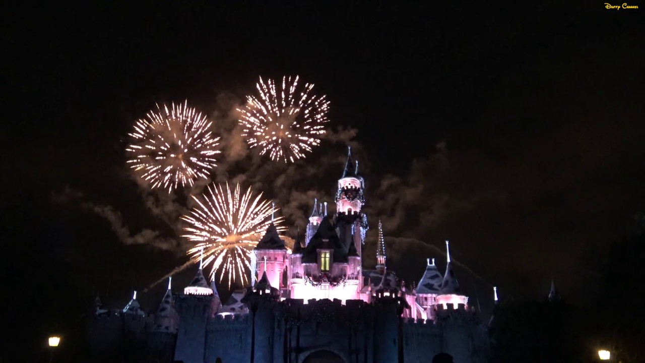 ºoº カリフォルニア ディズニーランド ビリーブ ホリデー マジック 城