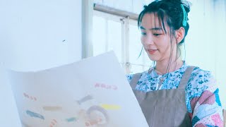 “創作あーちすと”のん、完成イラストににっこり！　福井県＆BEAMS JAPANとコラボ　「FUKUI TRAD」プロジェクトムービー