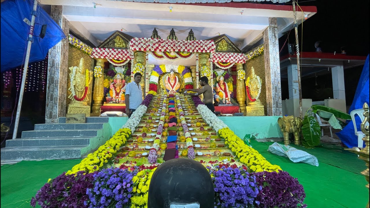 Ayyappa swmai maha paddi pooja