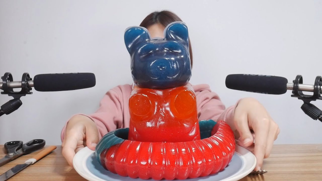 [ASMR] 대왕 곰젤리와 지렁이 이팅 리얼사운드  | 수다 많은 이팅 사운드