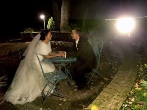 Video: Davidas Ir Viktorija Beckhamai Daro Naujus Vestuvių įžadus