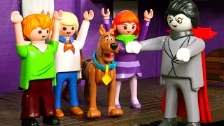 PLAYMOBIL SCOOBY-DOO! Adventure in the Mystery Mansion Playset