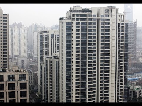 Li Ka-shing Pulls out China Mainland Property Market 李嘉誠拋售內地房產半年內超過6次中國地產泡沫 - YouTube