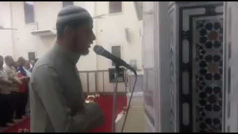 فَمَنْ أَظْلَمُ مِمَّن كَذَّبَ بِآيَاتِ اللَّهِ وَصَدَفَ عَنْهَا  القارئ أحمد حنفي