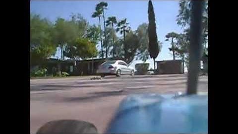 RC18MT with a on board camera fpv - Following a RC10T4 doing wheelies