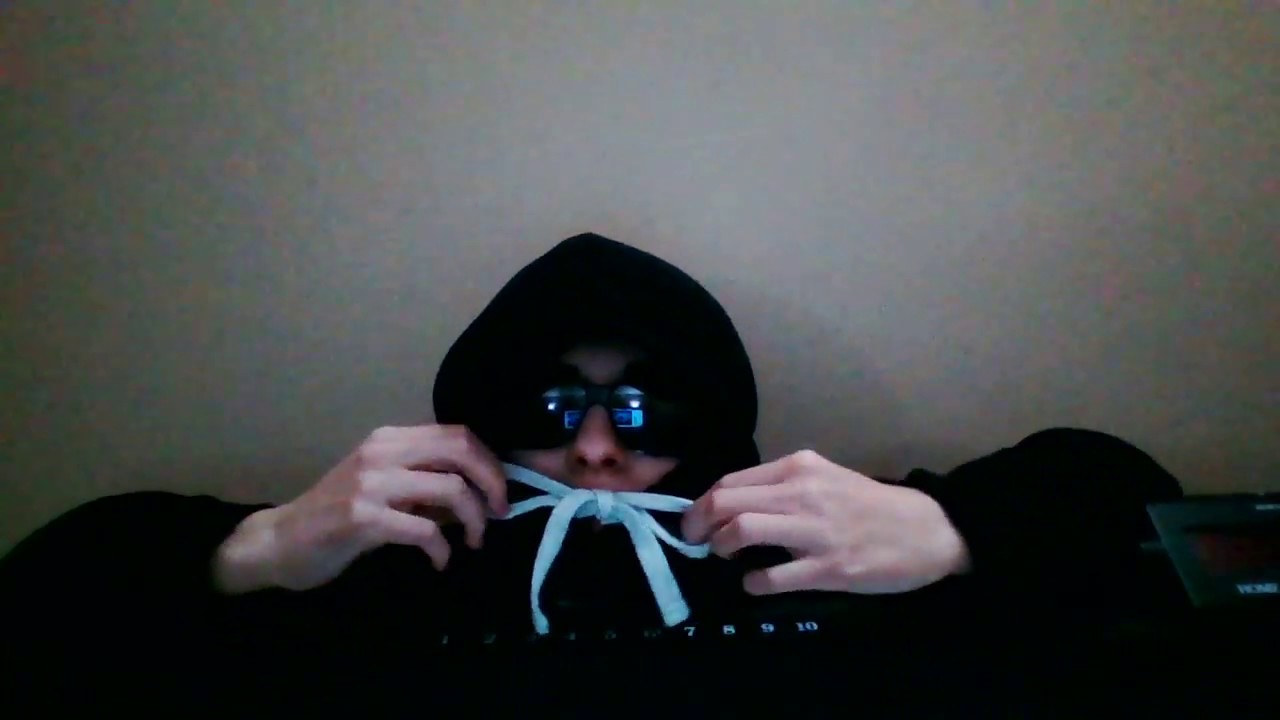 How To Tie A Bow With Hoodie Strings Youtube