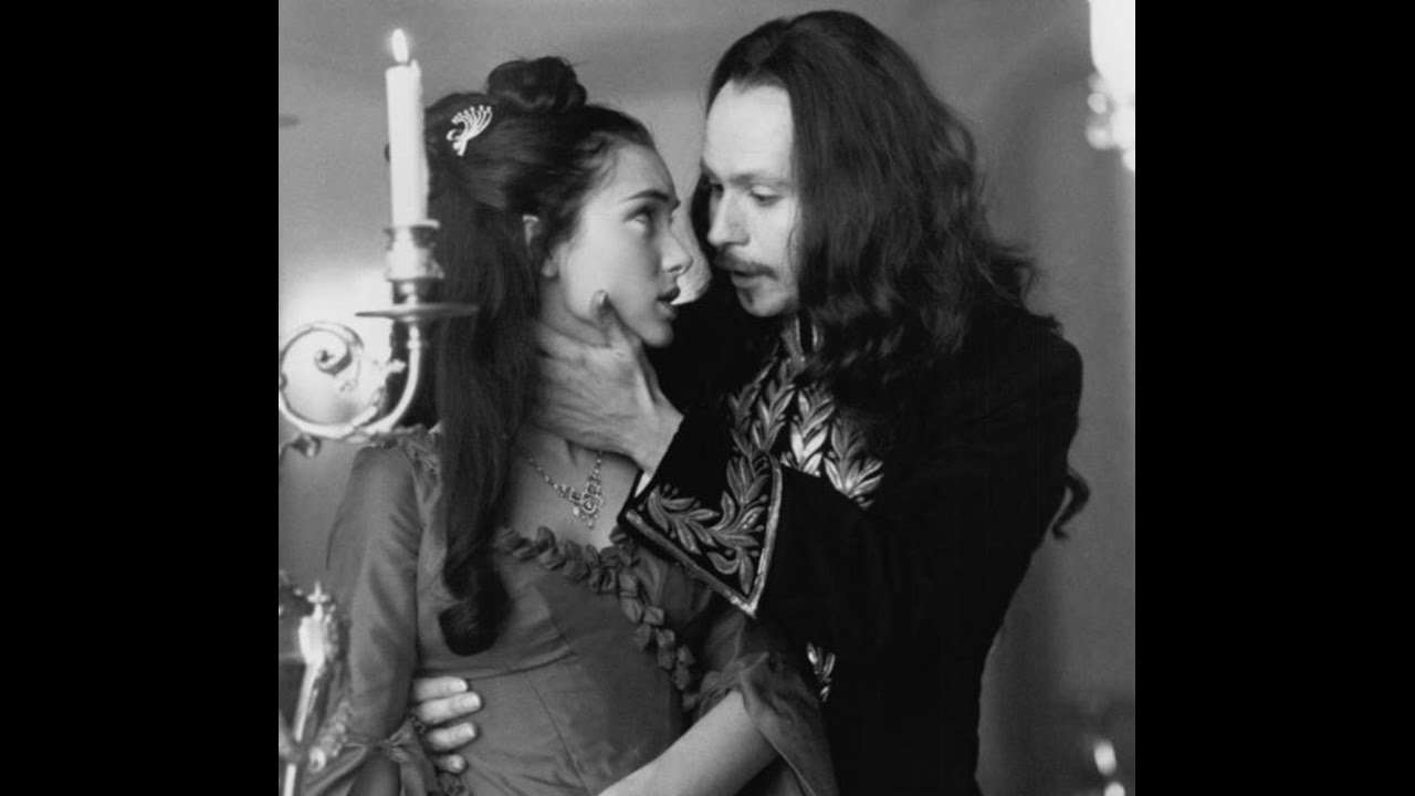Annie Lennox - Love Song For A Vampire (Bram Stoker´s Dracula) - YouTube